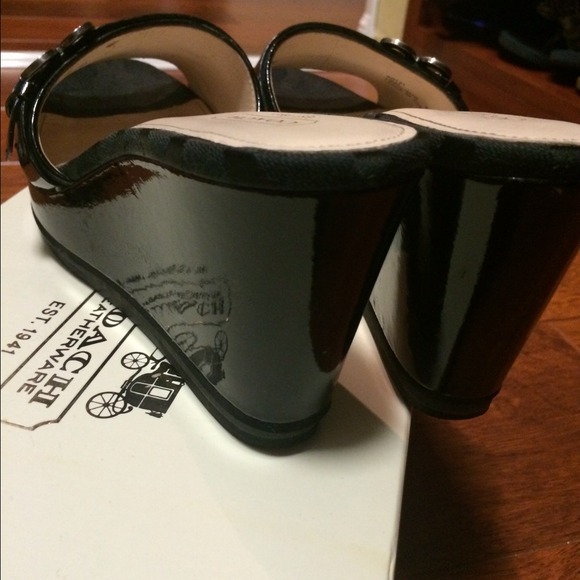 Coach (Geri) wedges Authentic - Picture 3 of 3