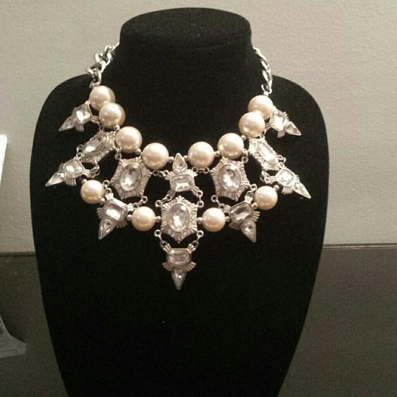Beautiful Pearl Studded Traci Lynn Necklace