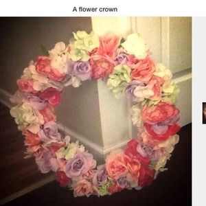 A beautiful flower crown!!