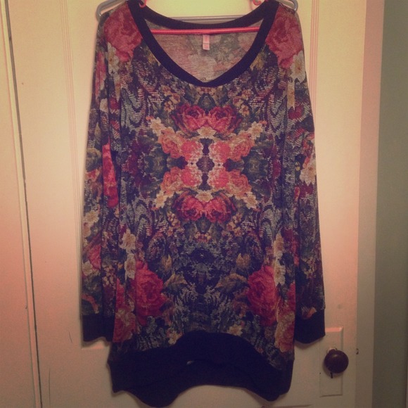 Xhilaration floral tapestry long sweater