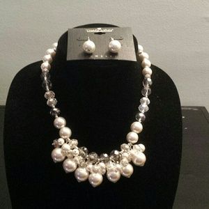 Necklace Set (earrings included)