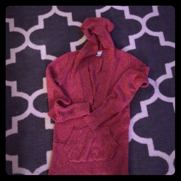 Hooded Coral sweater!