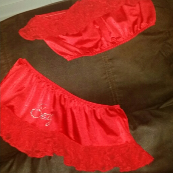 Custom - Picture 2 of 3