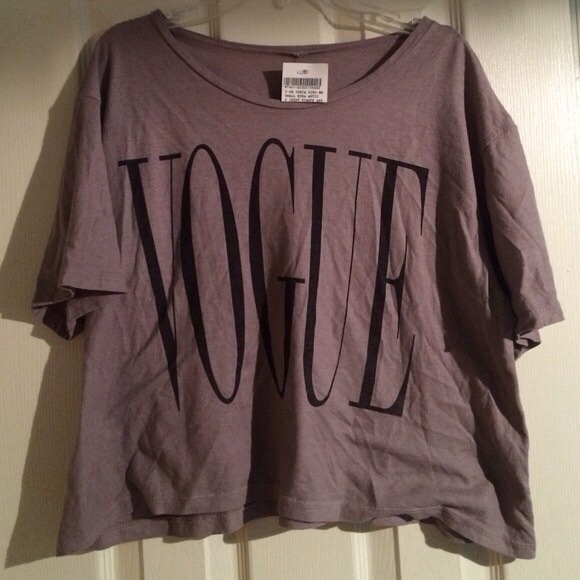 RARE! Brandy Melville Taupe "VOGUE" Boxy Crop Tee - Picture 2 of 4