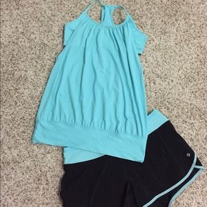 Bundle lululemon  Tank and shorts