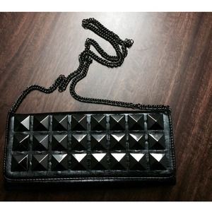 Black Clutch