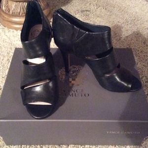 💕 Vince Camuto heels 💕 Reduced Price
