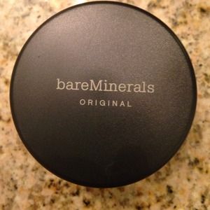 Bare minerals makeup
