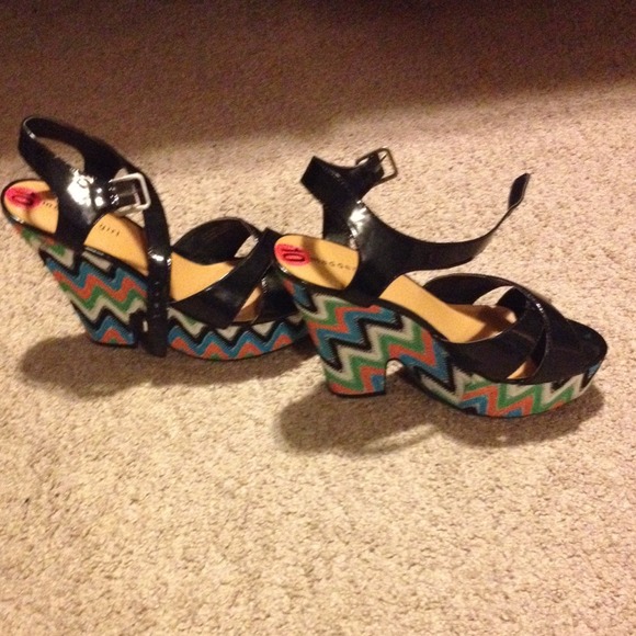 Colorful wedges! - Picture 2 of 4