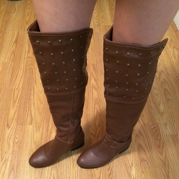 🐬SOLD🐬 KNEE HIGH BOOTS !!✅✨👢❤️ - Picture 3 of 4