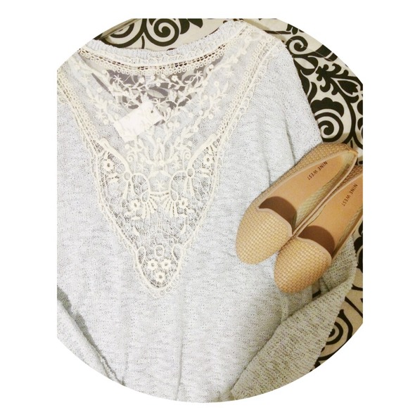 Sweaters - Lace back sweater🎀