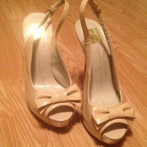 Dolce Vita Nude Heels💋