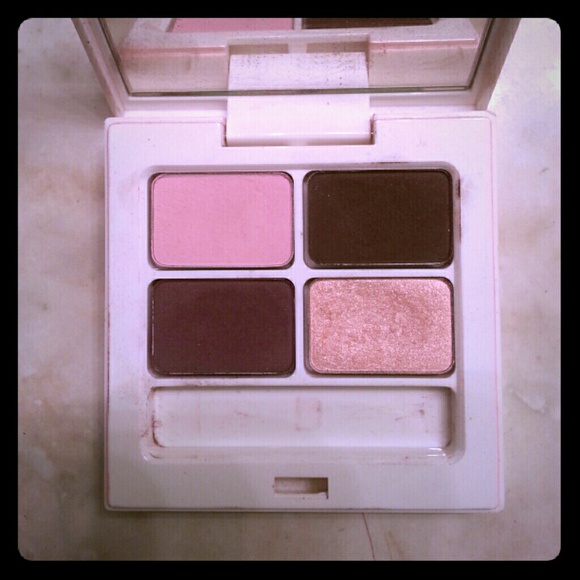 BEAUTIFUL FALL COLORS - Victoria's Secret quad