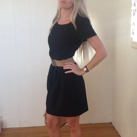 ⚡$10 SALE⚡️Forever21 Black Classic Workwear Dress - Picture 2 of 3