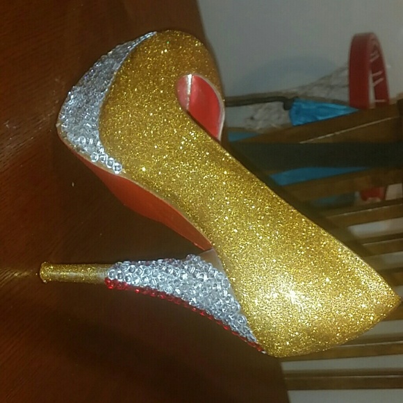 Custom gold glitter red bottom Shoes - Picture 4 of 4