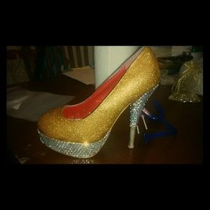 Custom gold glitter red bottom Shoes