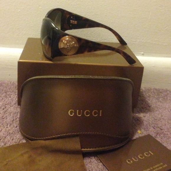 Sexy Gucci Sunglasses Brand New! Brown w/ gold sym