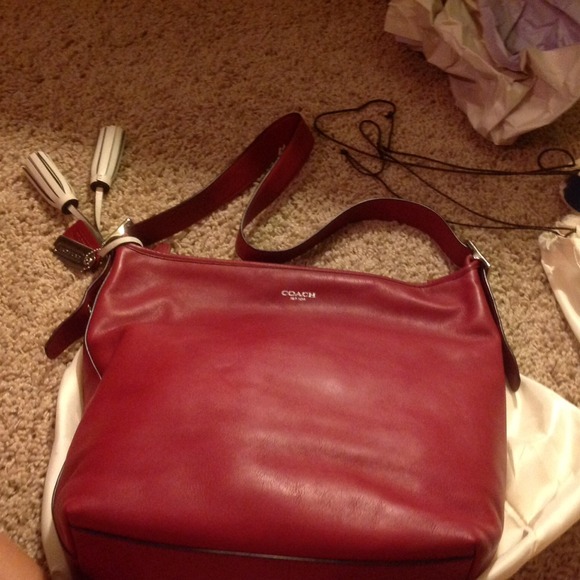 NWOT COACH LEGACY Leather duffle - red no tassel