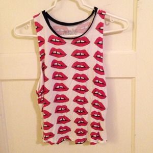 Nasty Gal lips tank
