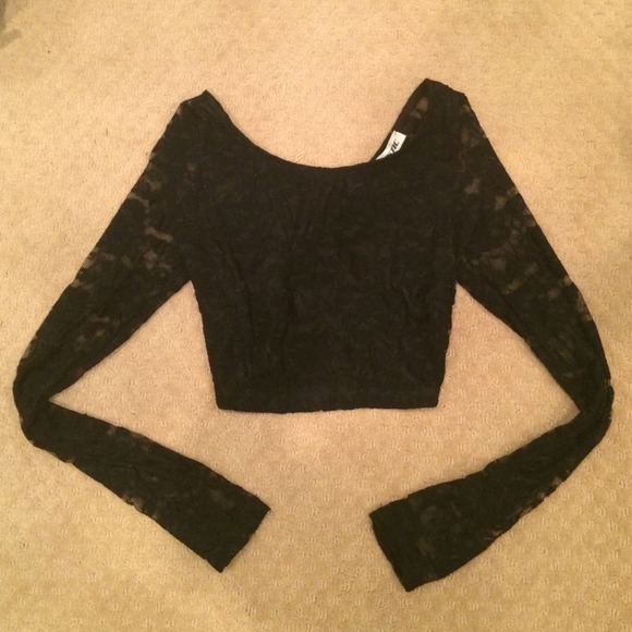 Long Sleeve Black Lace Crop Top