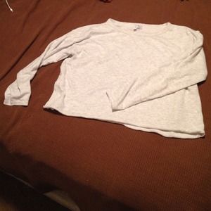 White and grey crop top sweater croptop