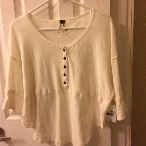 Very cute Free People top. - Picture 3 of 3