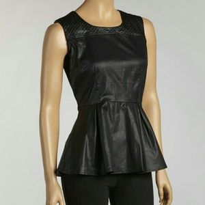 ❤CLOSING SALE❤ Black Sleeveless Peplum Top
