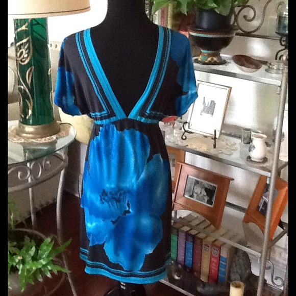 Fun & Flirty Dress! - Picture 2 of 2