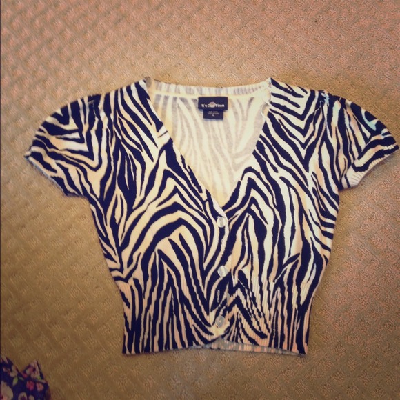Crop zebra sweater