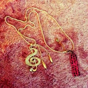 NEW Betsey Johnson necklace