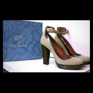 PRADA PUMPS BRAND NEW