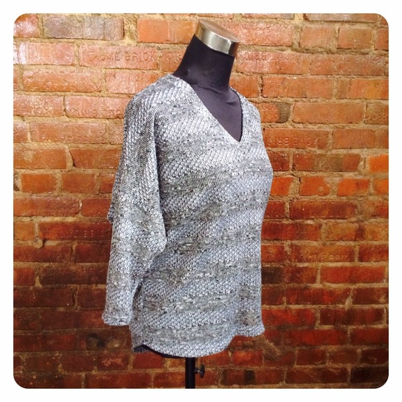 Sweaters - HALF OFF SALE | Striped Grey Hi-low Sweater Sweaters - HALF OFF SALE | Striped Grey Hi-low Sweater