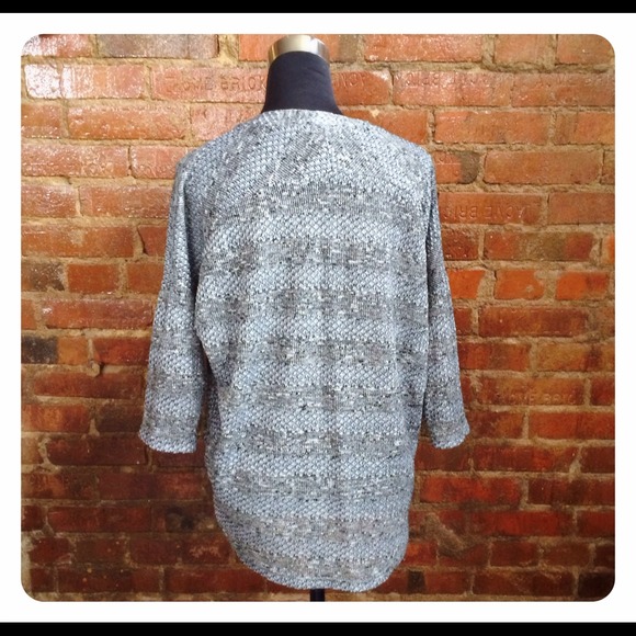 Sweaters - HALF OFF SALE | Striped Grey Hi-low Sweater Sweaters - HALF OFF SALE | Striped Grey Hi-low Sweater