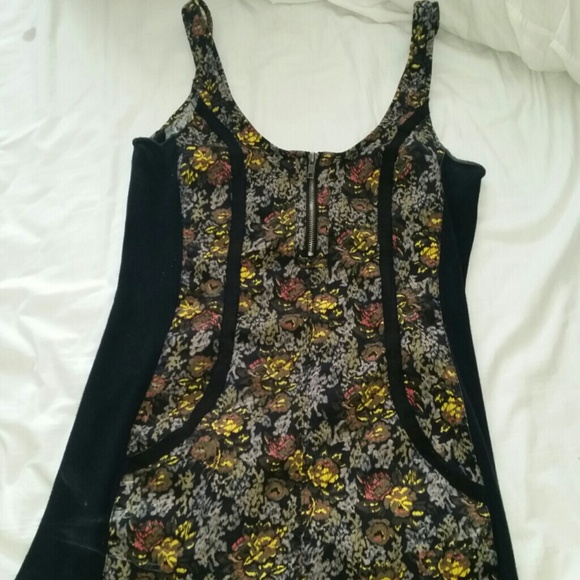 Hurley minnie dress with pockets, super cute!