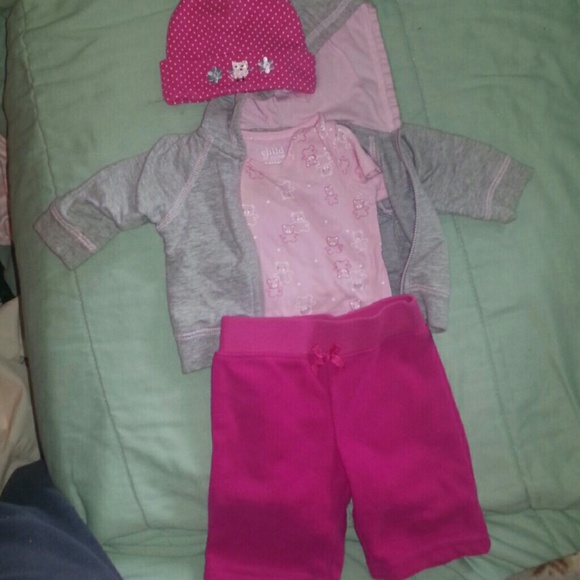 Baby girl. - Picture 1 of 1
