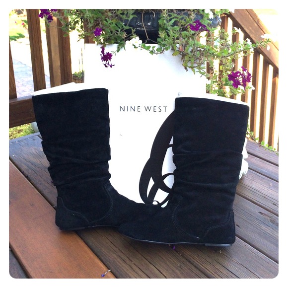 Black Nine West Slouch Boots!!