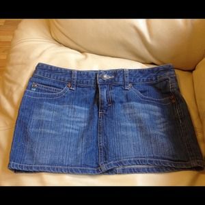 Denim mini skirt by Aeropostale | very sexy fit!