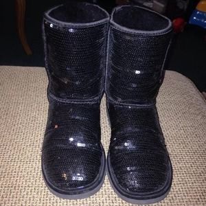 black sparkle sequin uggs size 6
