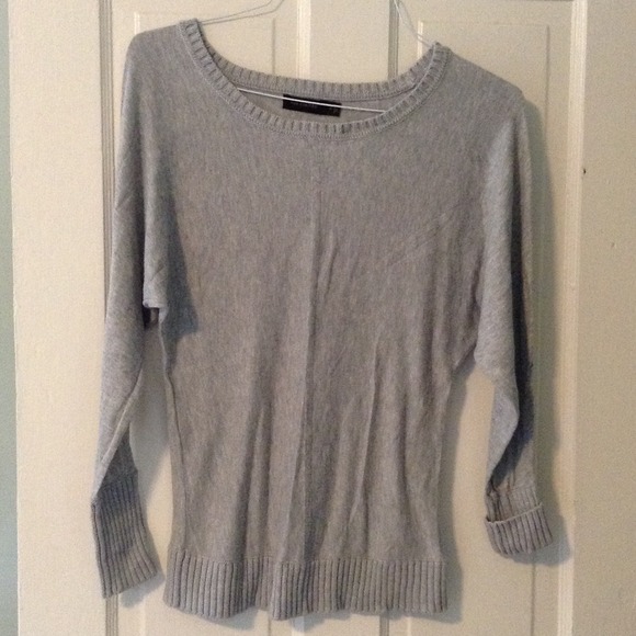 Limited gray fitted sweater