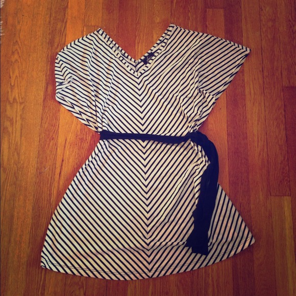 Loved by Heidi Klum navy & white maternity dress