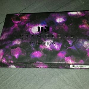 Urban Decay shadow box