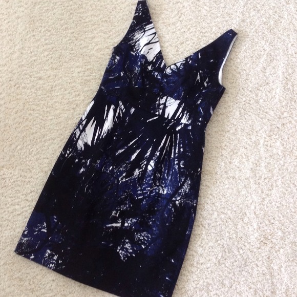 TAHARI Exposed Zipper Bold Print dress Size 8