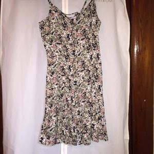 American Eagle Floral Dress!