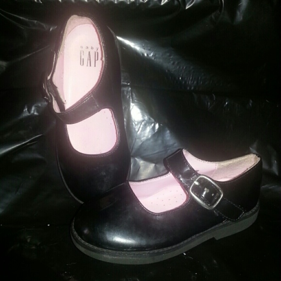 ⚠SOLD⚠Baby Gap Patten Leather Mary-Janes 💝