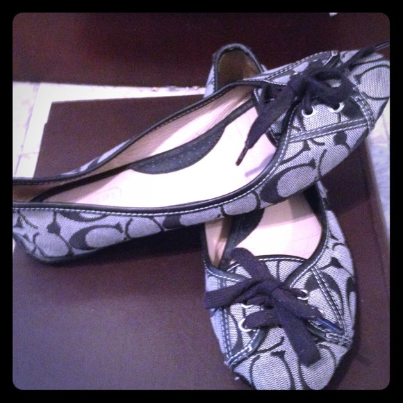 Coach Flats!!!