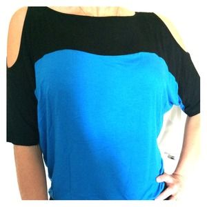 Cold shoulder top