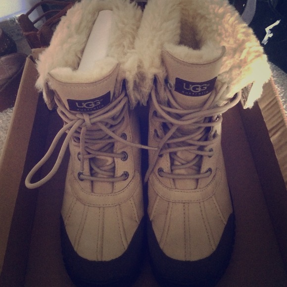 Ugg snow boots