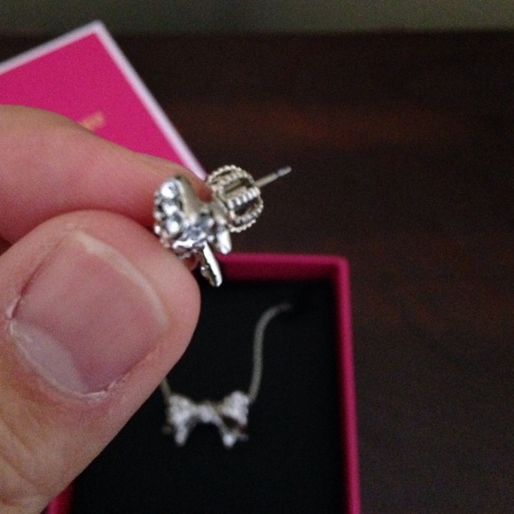 🚫SOLD🚫 juicy  Couture Jewelry Set - Picture 3 of 3