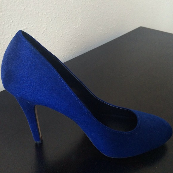 Royal Blue Rock & Republic Heels