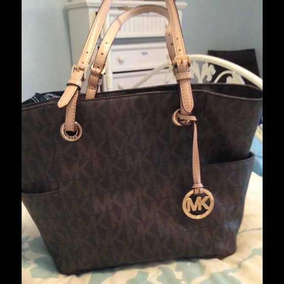 Michael Kors Tote